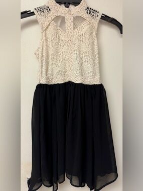Bonnie Jean dress. Cream Lacey top with black sheer overlay skirt. Sz. 10